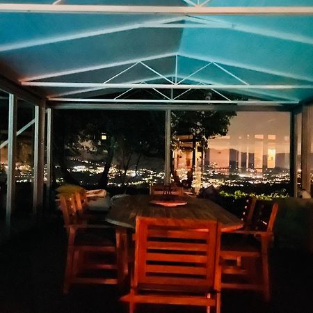 Villa Mandetta B&B Santo Stefano del Sole Екстер'єр фото