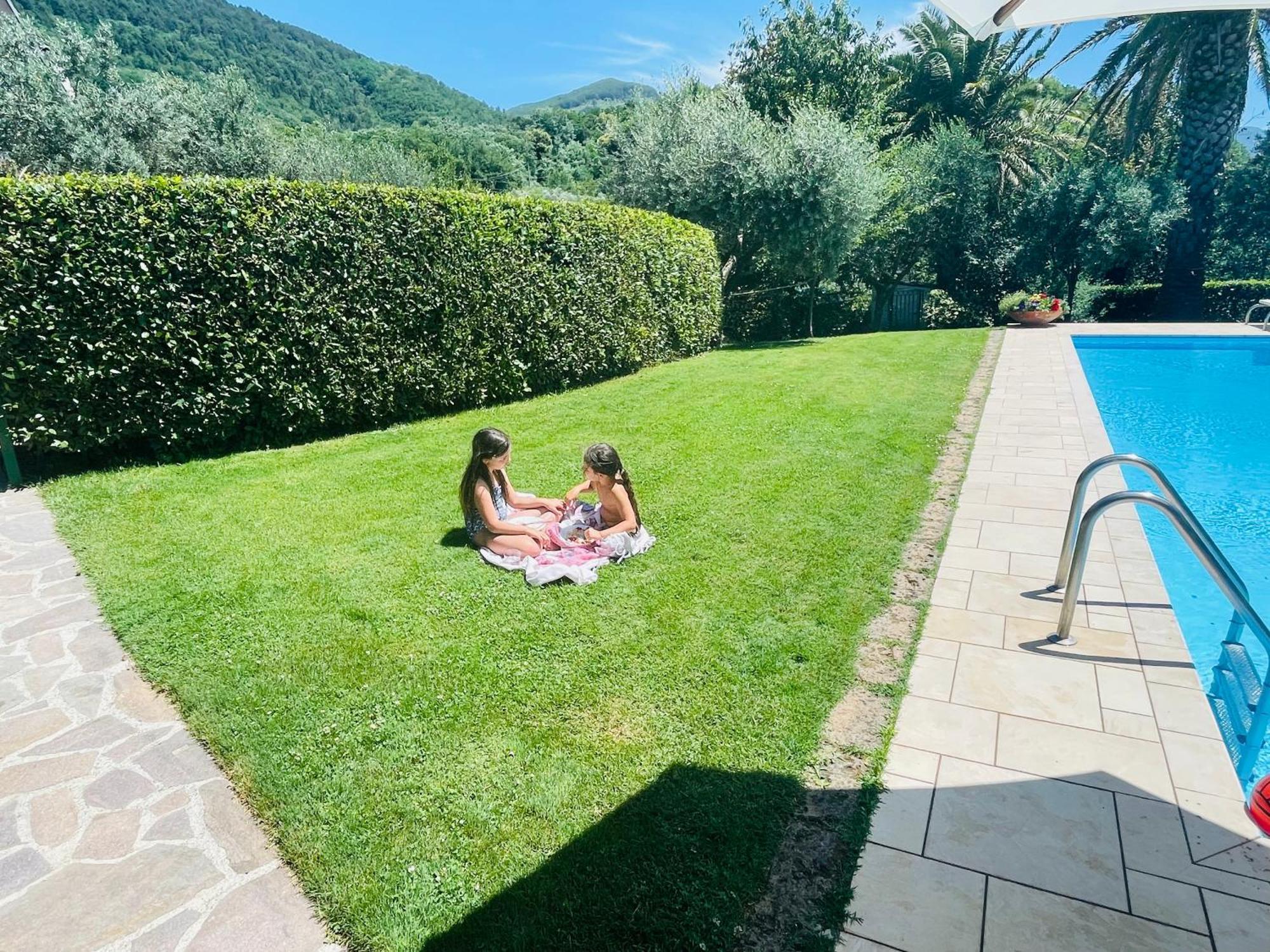 Villa Mandetta B&B Santo Stefano del Sole Екстер'єр фото