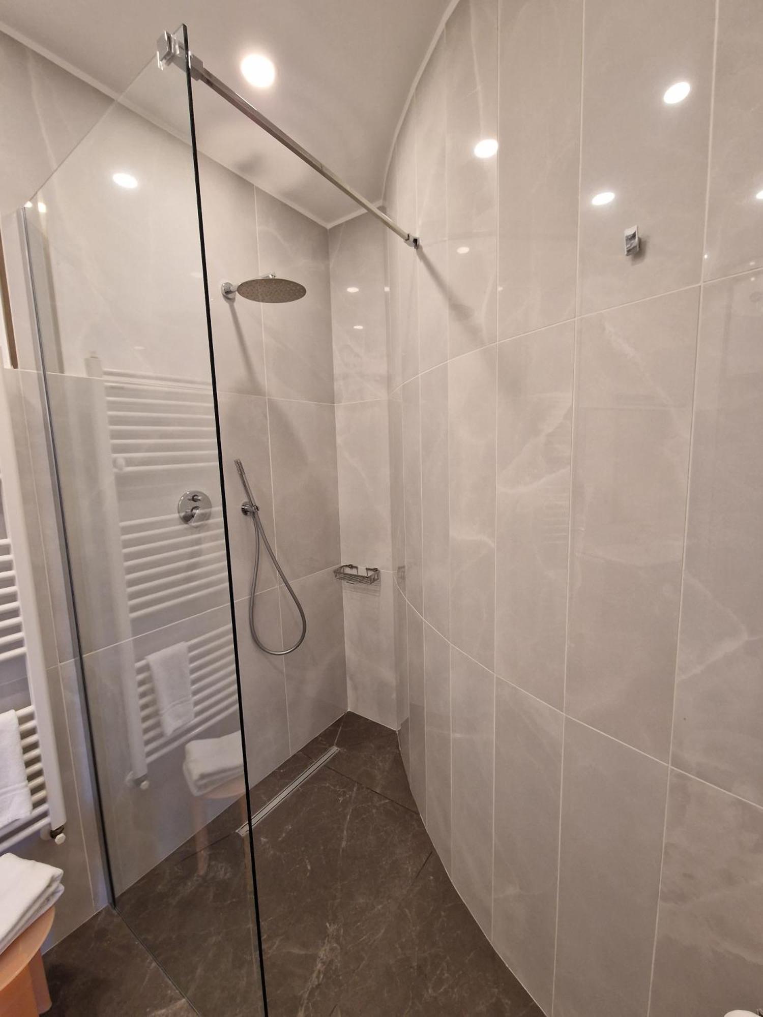 Villa Mandetta B&B Santo Stefano del Sole Екстер'єр фото